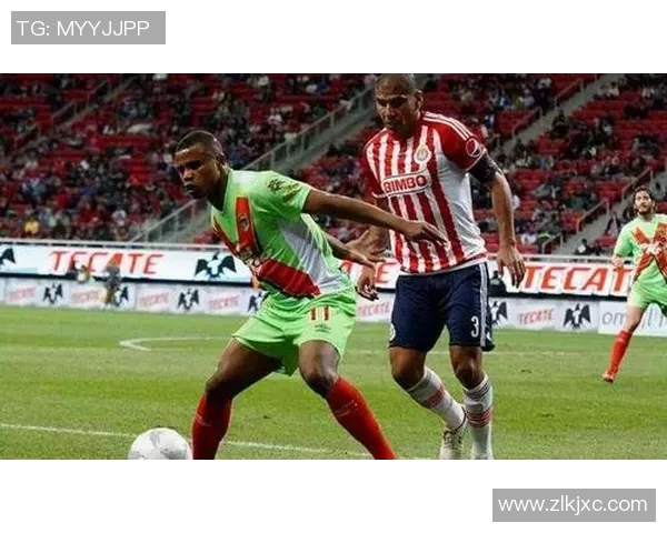 莱昂与瓜达拉的精彩对决揭示足球战术与团队合作的魅力